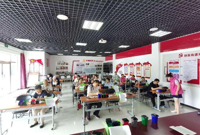 县专项督查组赴张坊镇督导民办幼儿园及民办培训机构安全隐患排查工作